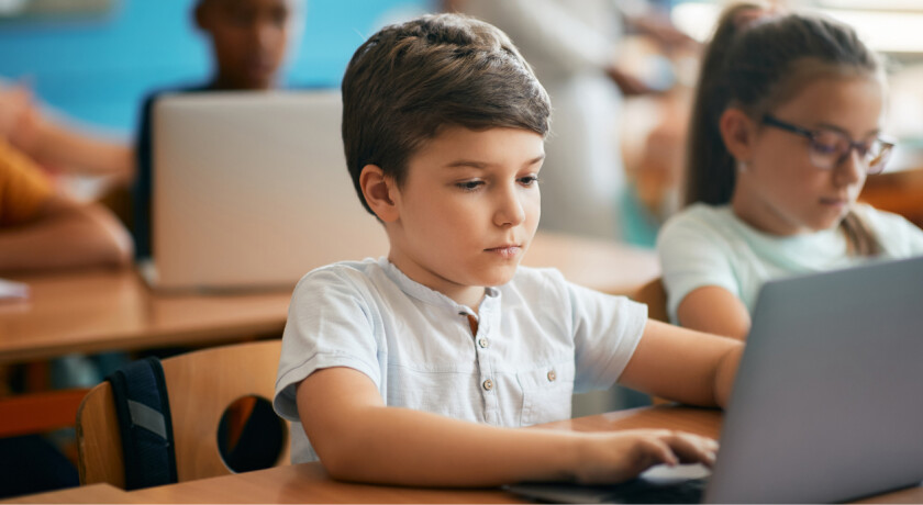 Internet dla szkół — jaki sprawdzi się najlepiej?